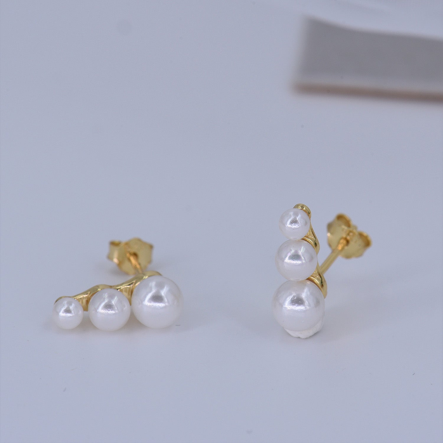 Pearl Stud Earrings [3-Size Cascade] .925 Sterling Silver w/ 18K Gold Plating